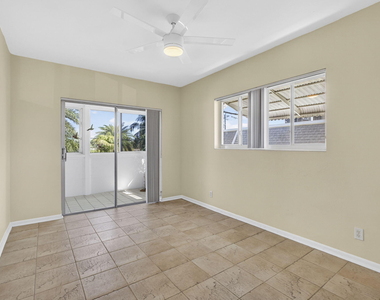 3402 Cynthia Lane - Photo Thumbnail 31