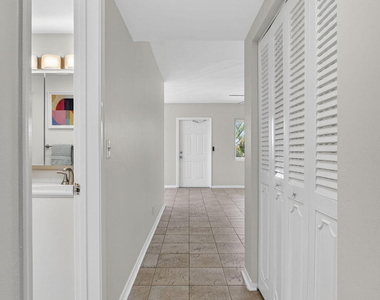 3402 Cynthia Lane - Photo Thumbnail 40