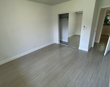 914 Ne 15th Avenue - Photo Thumbnail 9
