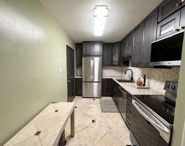 2400 Ne 33rd Avenue - Photo Thumbnail 4