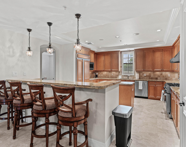 110 Gleason Street - Photo Thumbnail 4