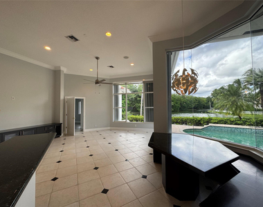 11165 Whitehawk Street - Photo Thumbnail 8