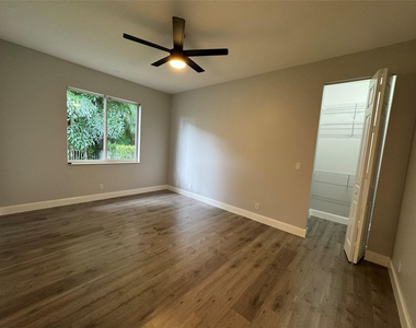 11165 Whitehawk Street - Photo Thumbnail 10
