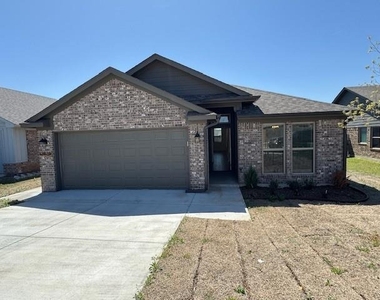 12828 Nw 4th Terrace - Photo Thumbnail 1