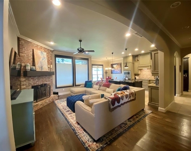 16005 Angie Kaye Lane - Photo Thumbnail 3