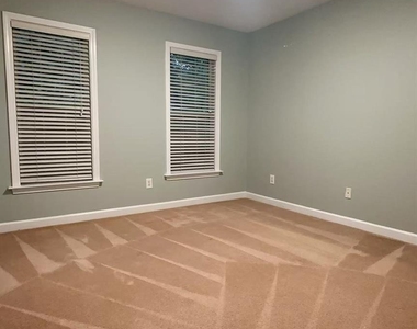 6025 Oakridge Court - Photo Thumbnail 40