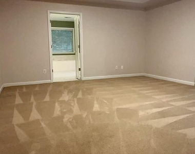 6025 Oakridge Court - Photo Thumbnail 37