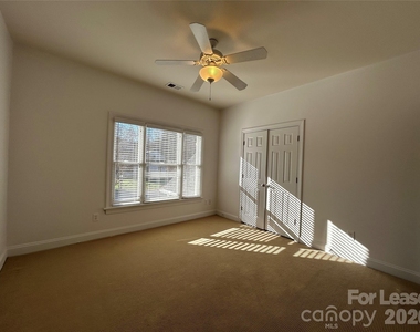 7615 Quail Park Drive - Photo Thumbnail 5