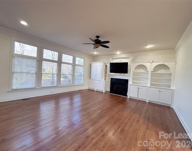 7615 Quail Park Drive - Photo Thumbnail 7