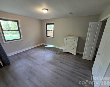 2727 Englehardt Street - Photo Thumbnail 11