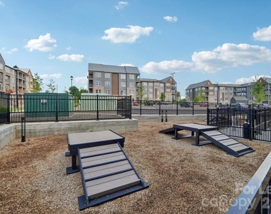 6006 Intertwine Street - Photo Thumbnail 11