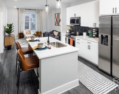 1015 N Alexander Street - Photo Thumbnail 21