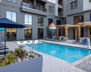 1015 N Alexander Street - Photo Thumbnail 1