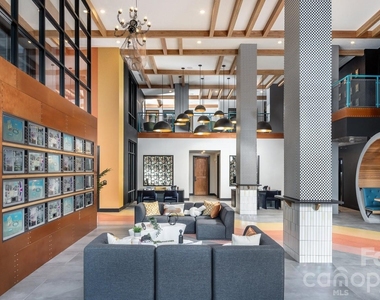 1015 N Alexander Street - Photo Thumbnail 1