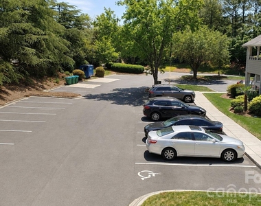 2557 Stockbridge Drive - Photo Thumbnail 18