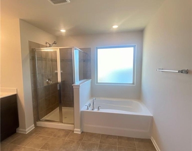 2616 Winter Thistle Way - Photo Thumbnail 17