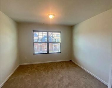 2616 Winter Thistle Way - Photo Thumbnail 26