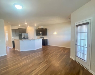 2616 Winter Thistle Way - Photo Thumbnail 10