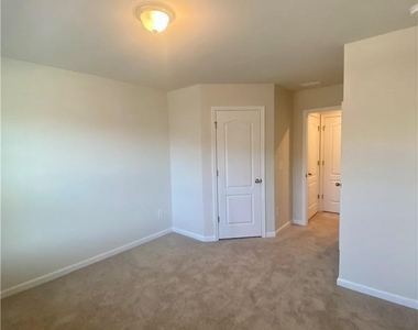 2616 Winter Thistle Way - Photo Thumbnail 27
