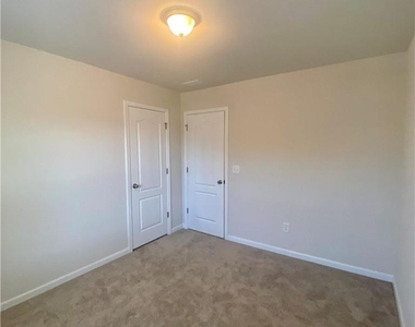 2616 Winter Thistle Way - Photo Thumbnail 25