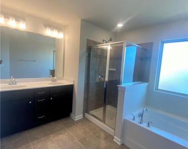 2616 Winter Thistle Way - Photo Thumbnail 18