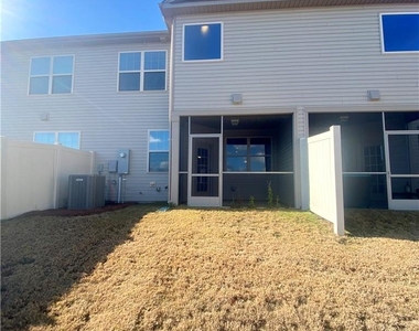 2616 Winter Thistle Way - Photo Thumbnail 13