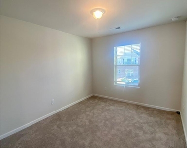 2616 Winter Thistle Way - Photo Thumbnail 24