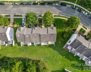 940 Tiger Lane - Photo Thumbnail 25