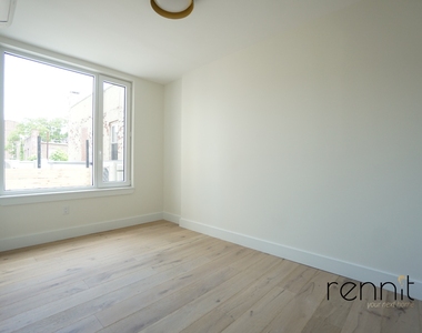 2404 Cortelyou Road - Photo Thumbnail 6