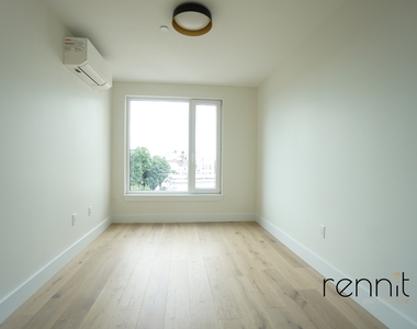 2404 Cortelyou Road - Photo Thumbnail 8