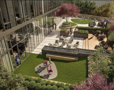 222 East 44th Street - Photo Thumbnail 13