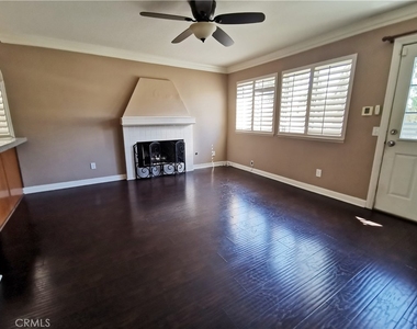 11539 Lancaster Way - Photo Thumbnail 5