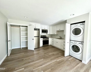 35 San Benito Avenue - Photo Thumbnail 6