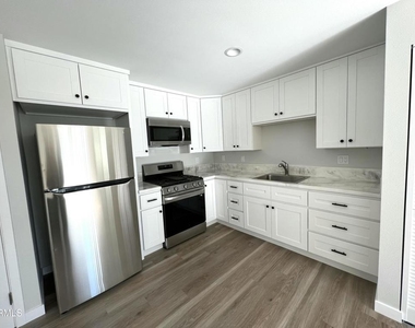 35 San Benito Avenue - Photo Thumbnail 4