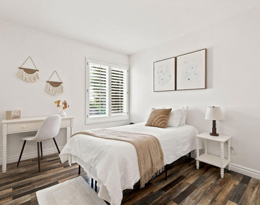 664 Holly Avenue - Photo Thumbnail 16