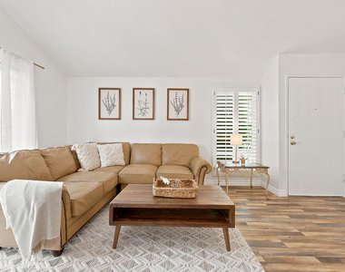 664 Holly Avenue - Photo Thumbnail 6
