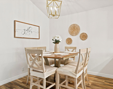 664 Holly Avenue - Photo Thumbnail 9