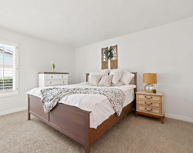 664 Holly Avenue - Photo Thumbnail 20