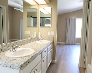 30288 Mersey Court - Photo Thumbnail 16