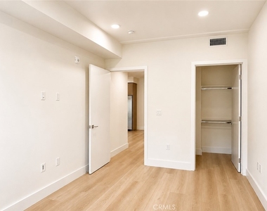 12078 Guerin Street - Photo Thumbnail 4