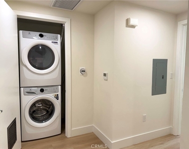 12078 Guerin Street - Photo Thumbnail 12