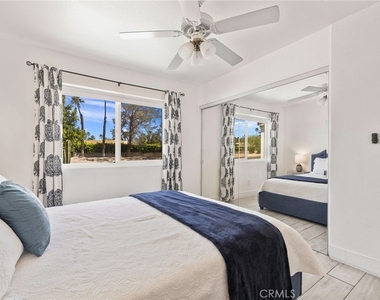 1479 E Francis Drive - Photo Thumbnail 14