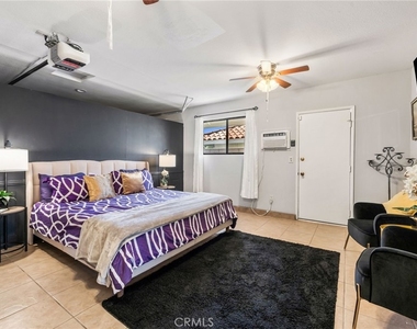 1489 E Francis Drive - Photo Thumbnail 37
