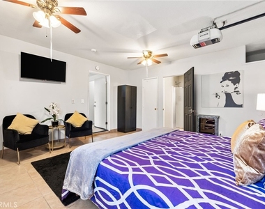 1489 E Francis Drive - Photo Thumbnail 39
