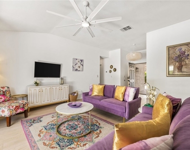 1489 E Francis Drive - Photo Thumbnail 3