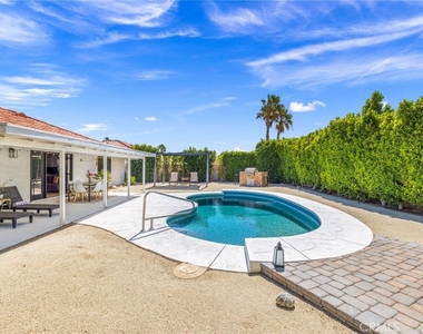 1489 E Francis Drive - Photo Thumbnail 25