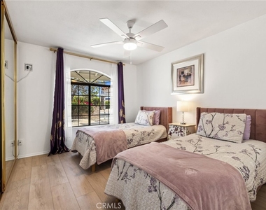 1489 E Francis Drive - Photo Thumbnail 41