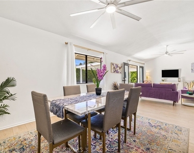 1489 E Francis Drive - Photo Thumbnail 6