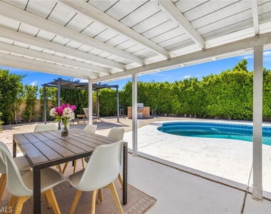 1489 E Francis Drive - Photo Thumbnail 14