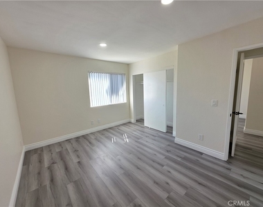 44036 25th W - Photo Thumbnail 8